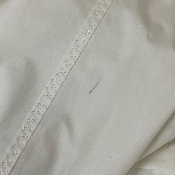 LULULEMON Puddle Jumper Jacket in White - Picture 10 of 11